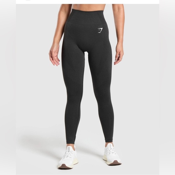 Gymshark Pants - GYMSHARK VITAL SEAMLESS LEGGINGS Black Sharcoal High Rise Workout Chic Size Xs